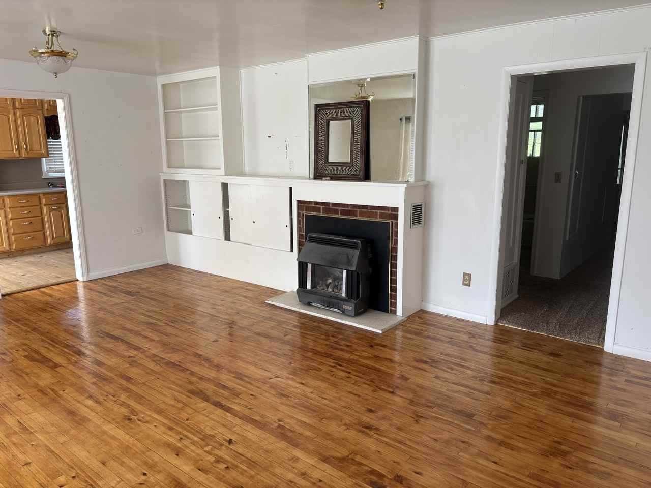 622 S Main St #1 - Photo 6 of 10