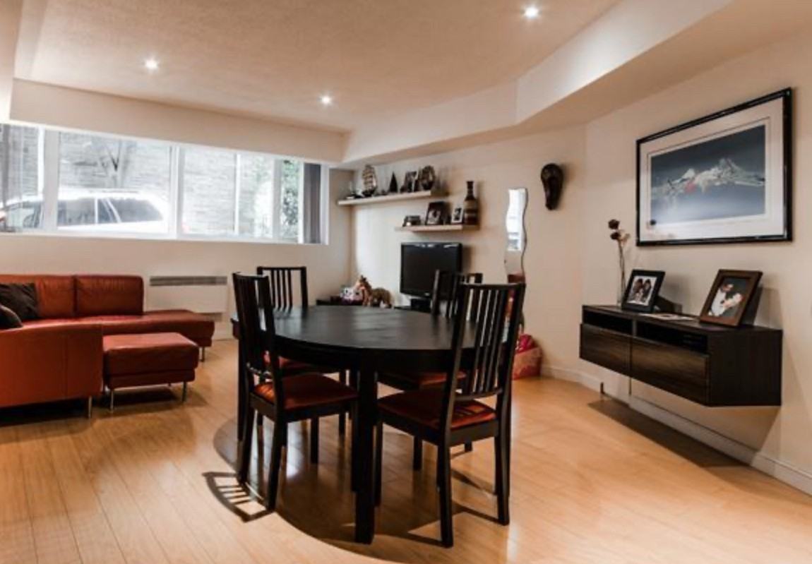 6010 Av Wilderton - Photo 2 of 11