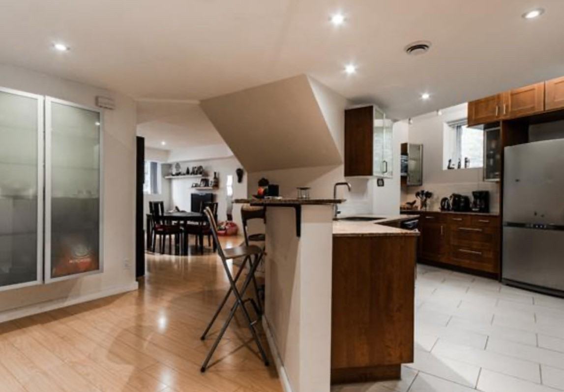 6010 Av Wilderton - Photo 3 of 11