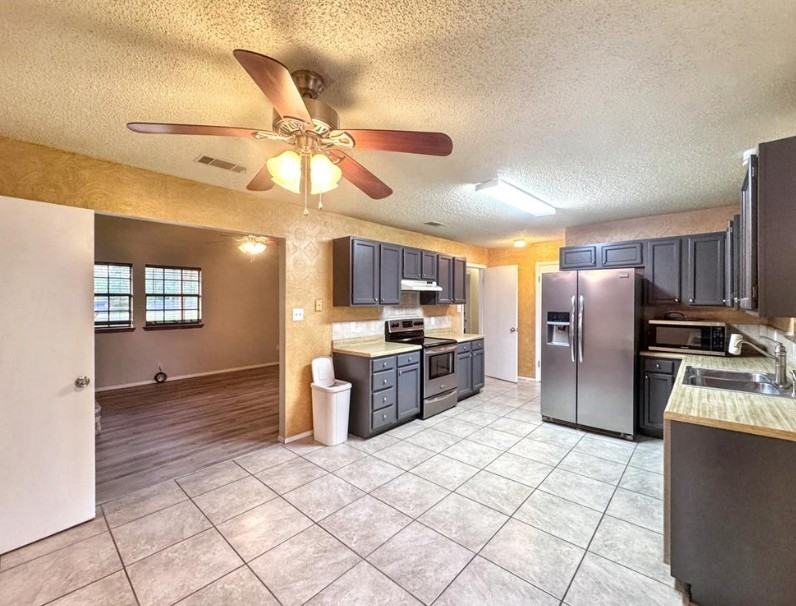 501 Ridge Drive #1 - Photo 4 of 11