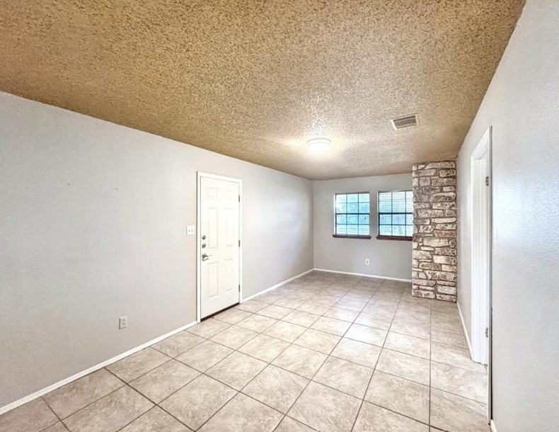 501 Ridge Drive #1 - Photo 5 of 11