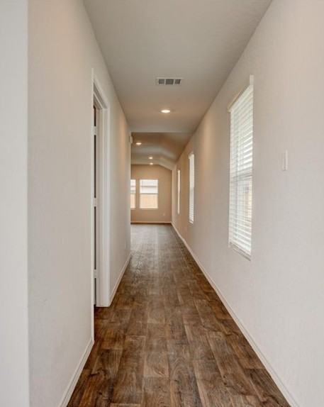 121 Roanwood Dr #1 - Photo 3 of 10