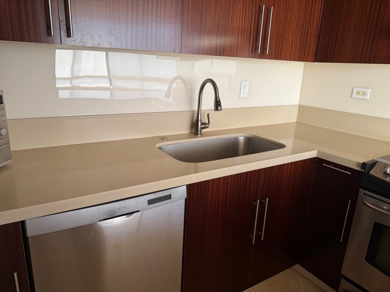 2499 Kapiolani Boulevard #3001 - Photo 6 of 31