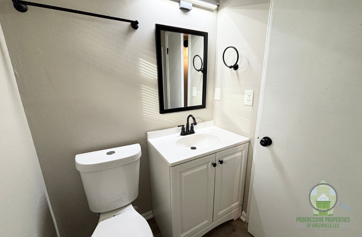 710 N Maple St #31 - Photo 6 of 11