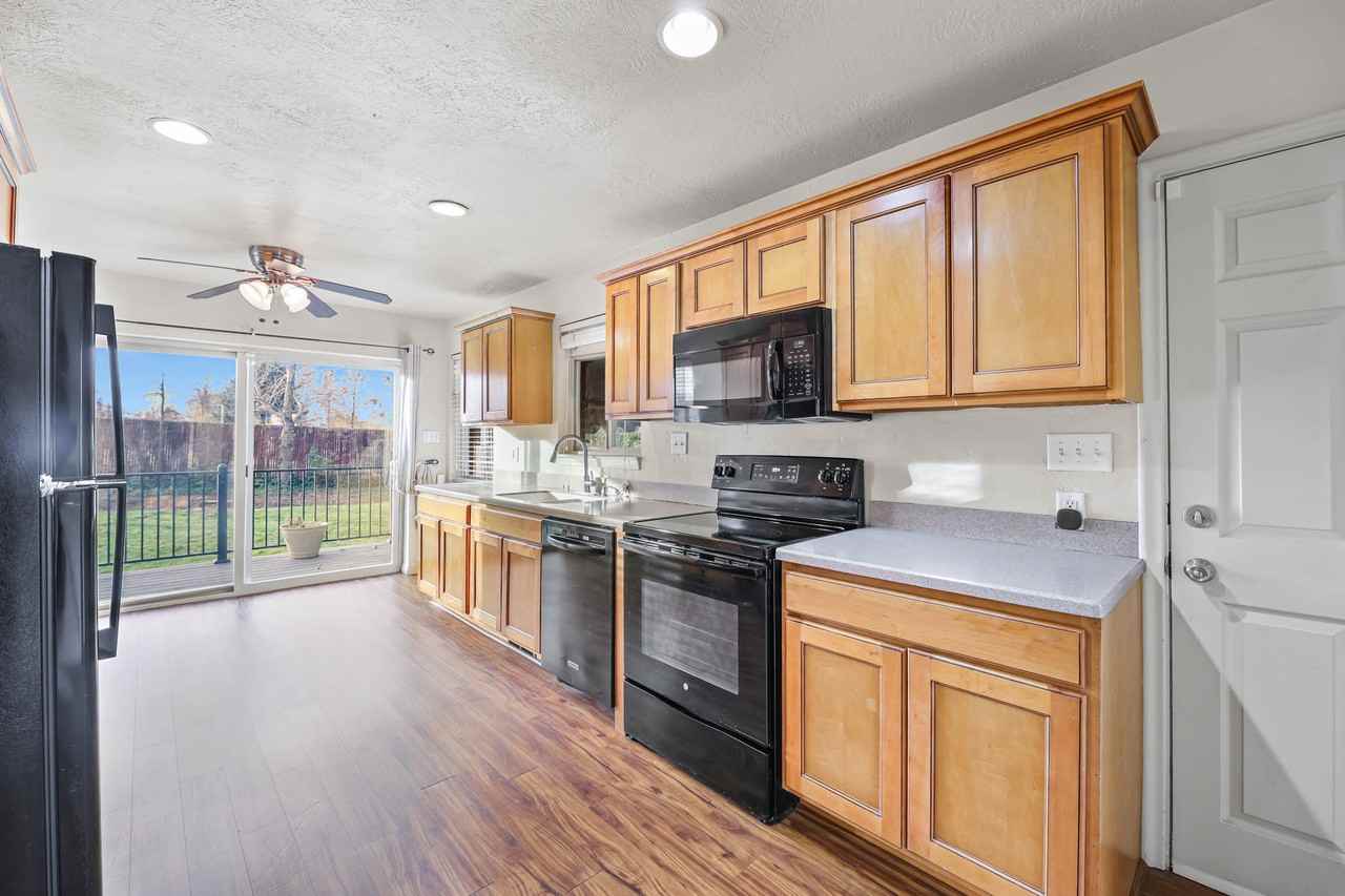 2576 East Wren Road #1 - Photo 5 of 26