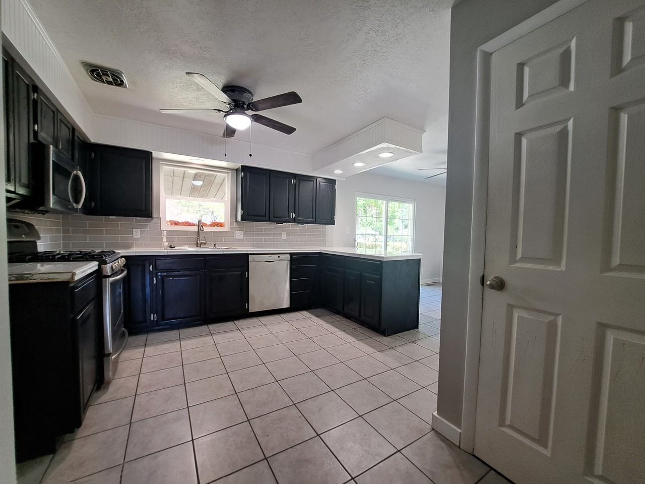 775 South Canyon View Drive #1 - Photo 5 of 30