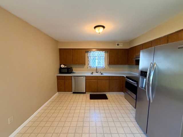 505 Stafford Ave #1 - Photo 3 of 24