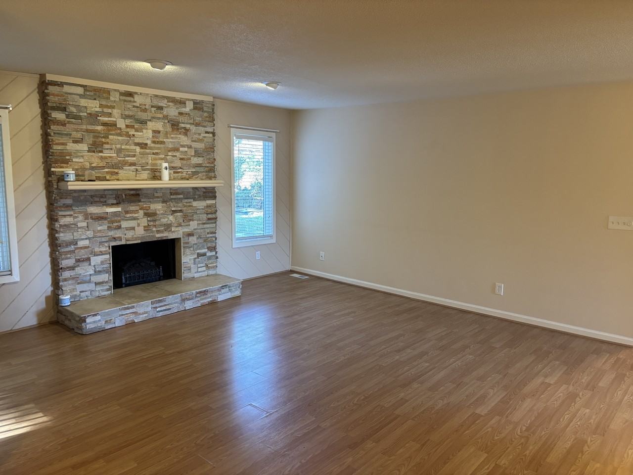 176 Kinloch Court #1 - Photo 4 of 24