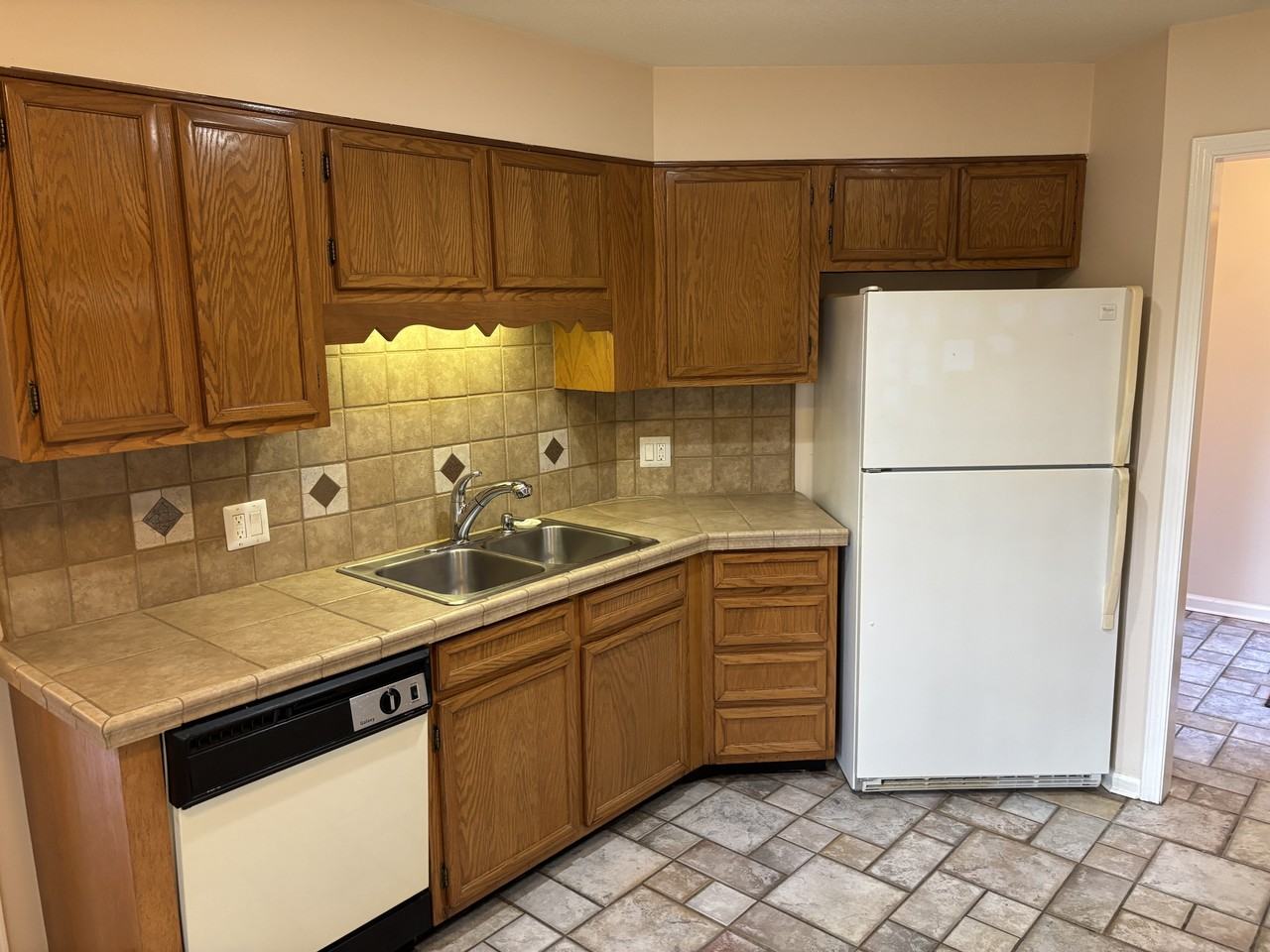 176 Kinloch Court #1 - Photo 7 of 24