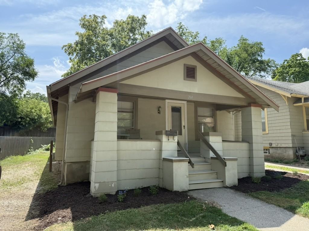 201 Koch Ave #1 - Photo 2 of 34