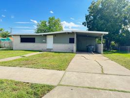 featured image of 3007 Bobolink Street #1