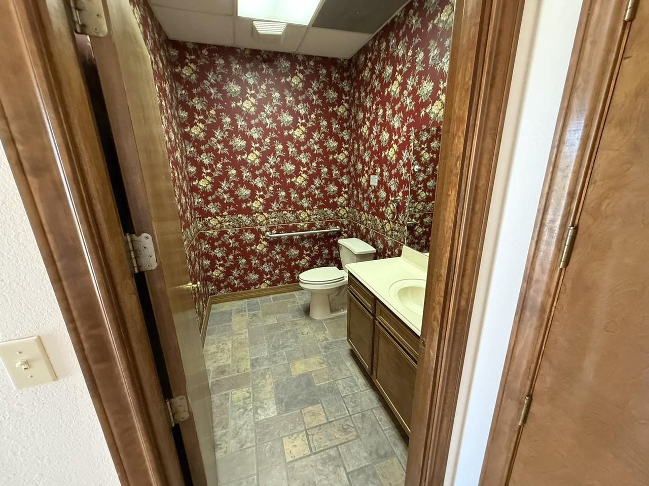 4909 Interstate 10 #1 - Photo 7 of 7