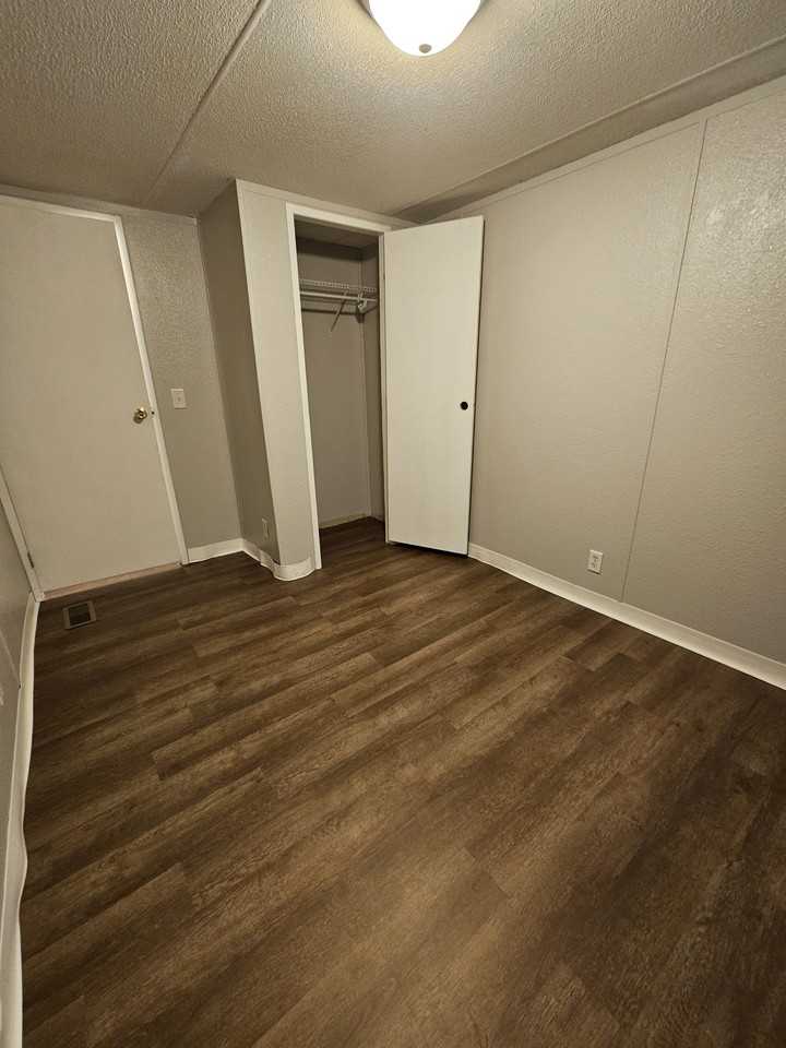 333 Jasper Avenue #1 - Photo 7 of 11