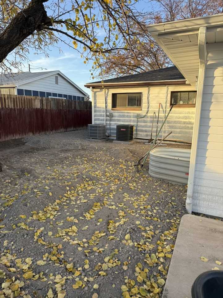 4441 W 5135 S #B - Photo 3 of 24