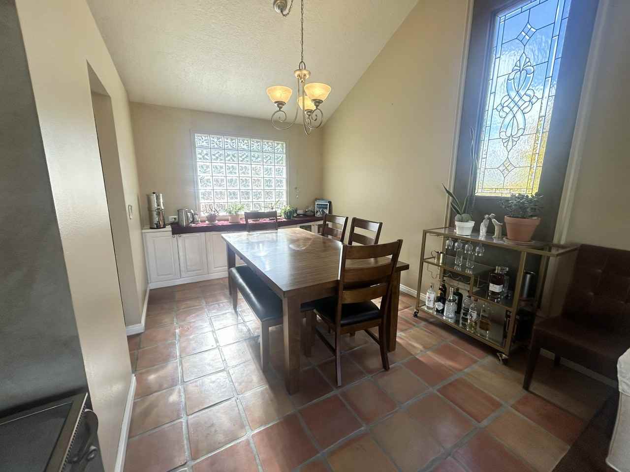 1094 East Gravel Hills Drive #1 - Photo 7 of 50