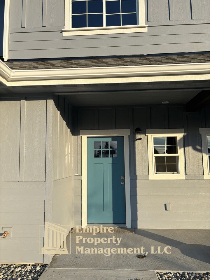 1656 Irvine Way #1 - Photo 2 of 15