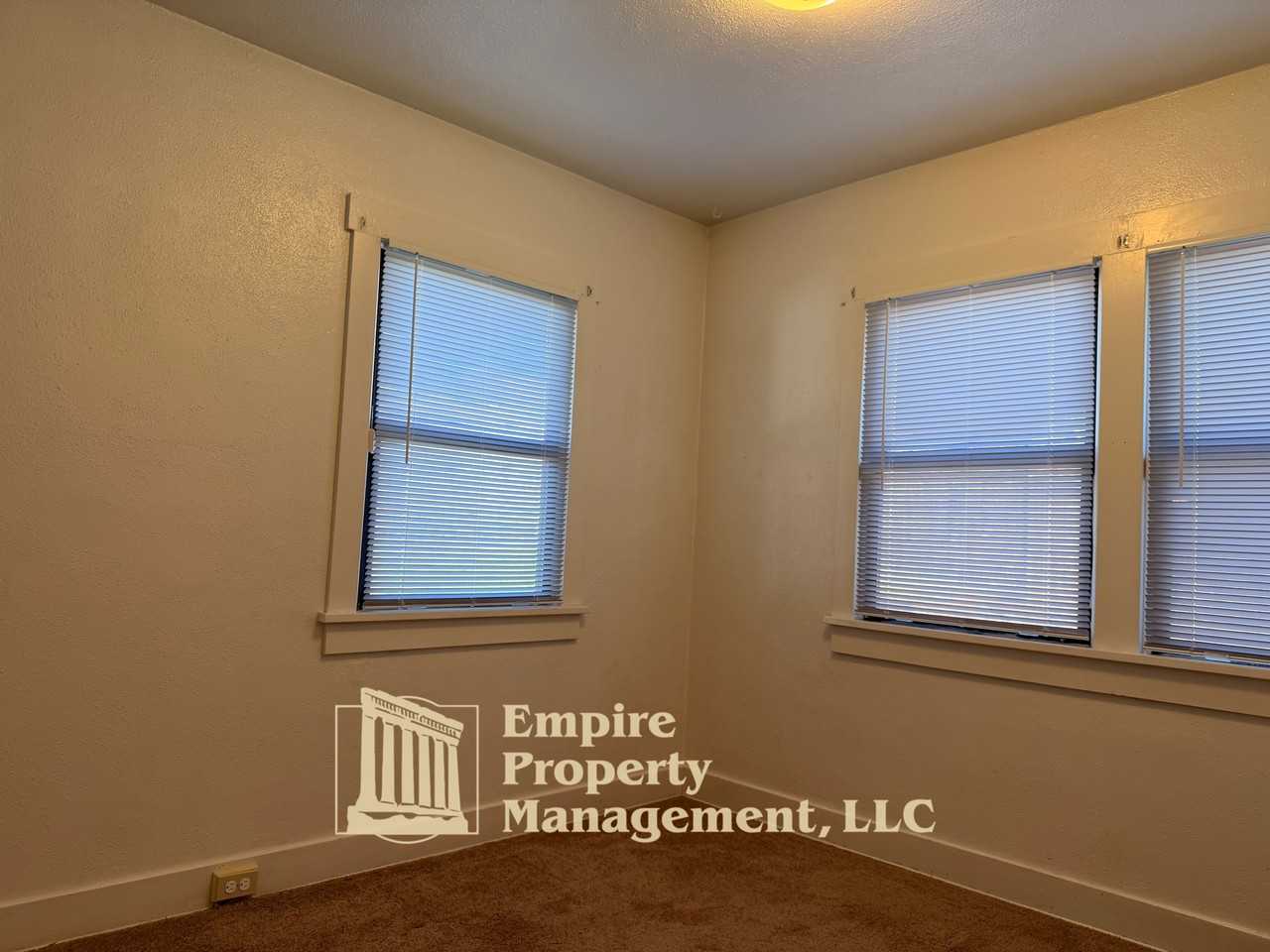 537 Northeast Winchester Street #1 - Photo 5 of 24