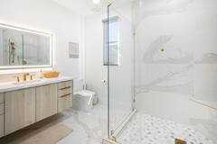 1372 Peninsula Point Ave #1 - Photo 7 of 28