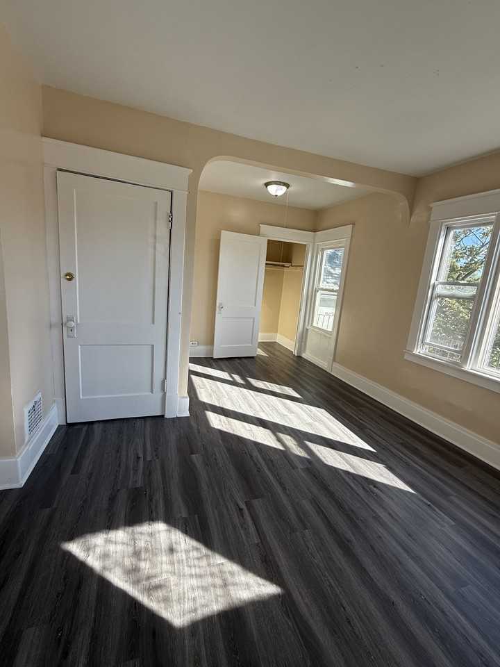 1414 East Delavan Avenue #2 - Photo 5 of 20