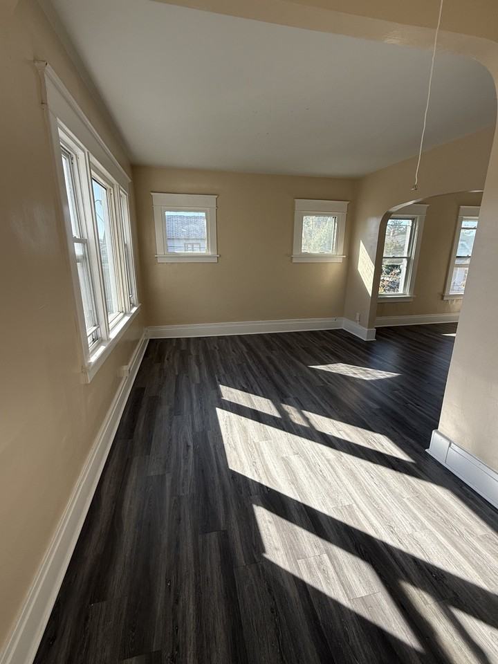 1414 East Delavan Avenue #2 - Photo 6 of 20