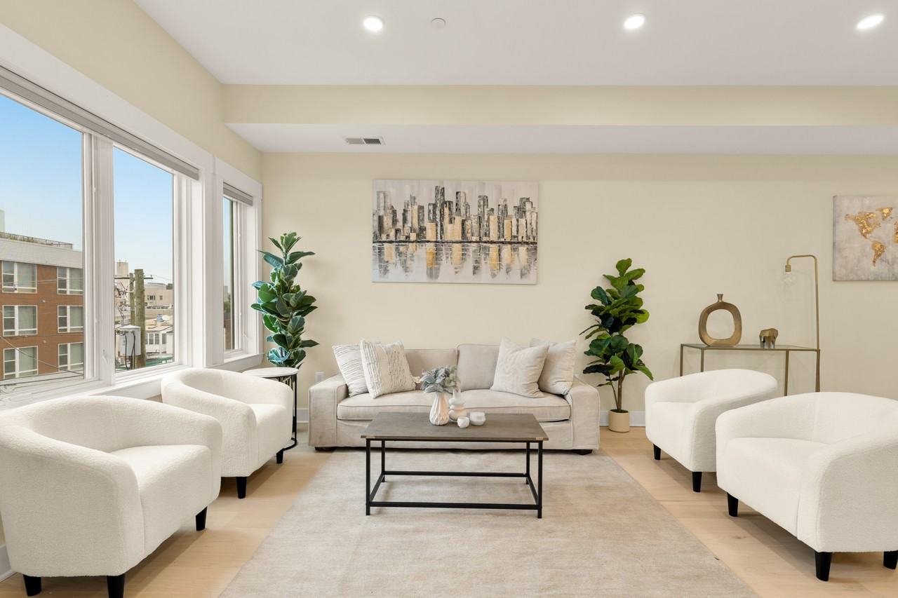 822 Kennedy St Nw #1 - Photo 5 of 45