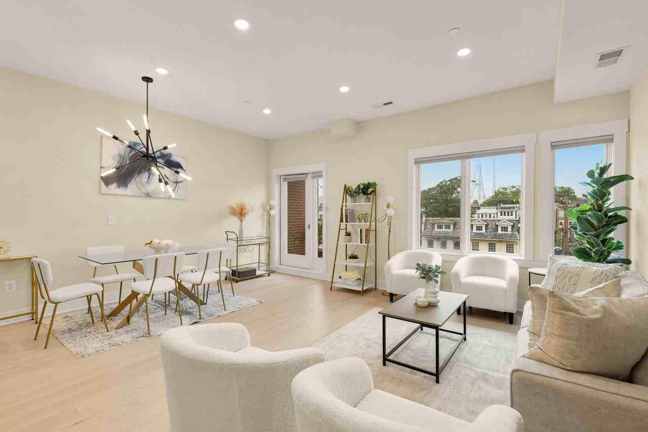 822 Kennedy St Nw #1 - Photo 6 of 45