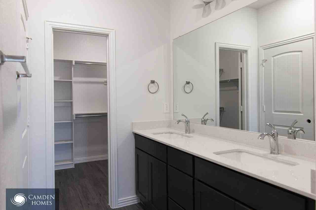 254 Jardim Lane #1 - Photo 4 of 7