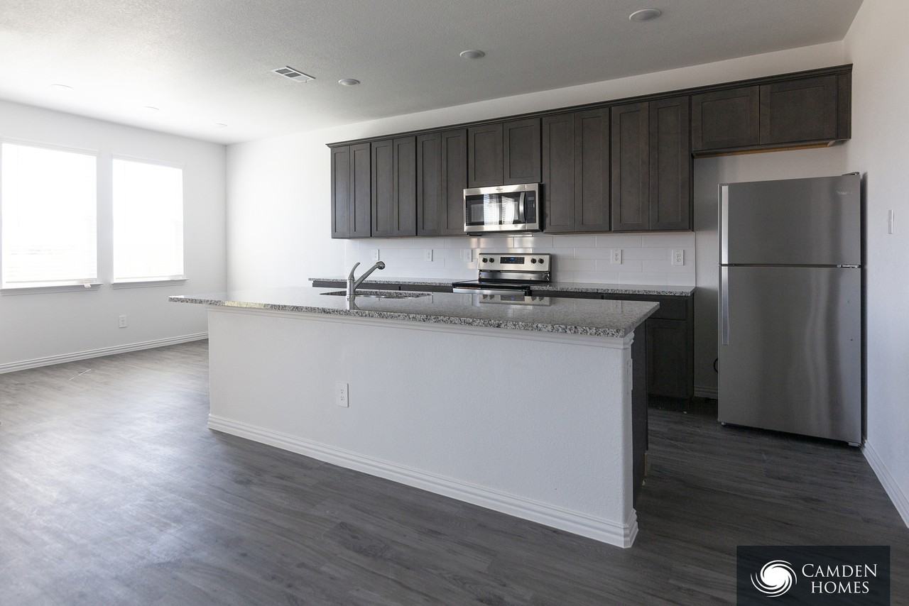 217 Jardim Lane #1 - Photo 2 of 7