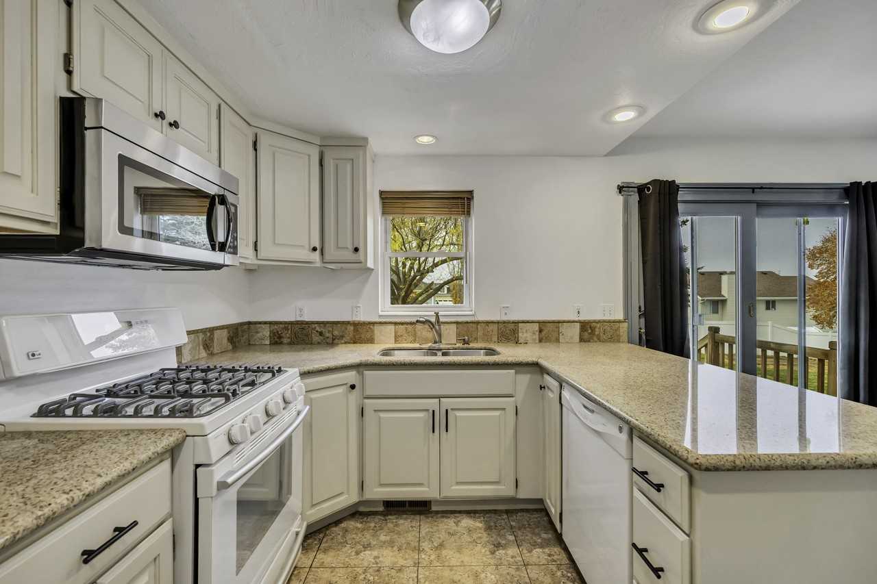778 S 410 E #1 - Photo 7 of 39