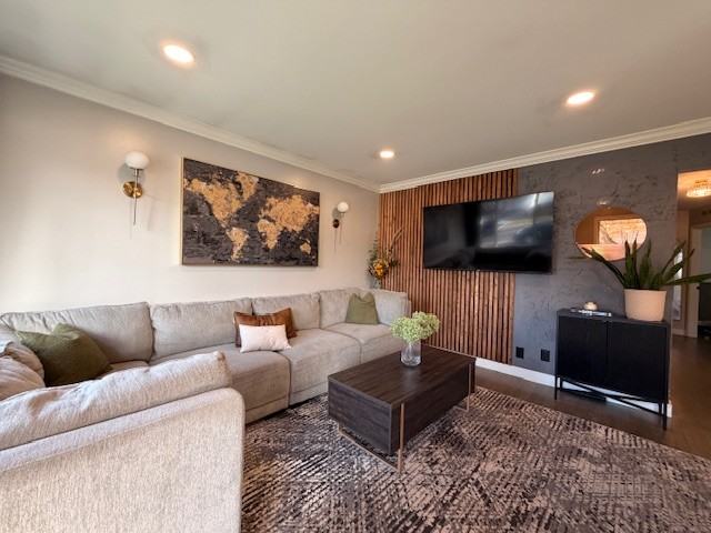 528 South Dorchester Avenue #1 - Photo 2 of 19