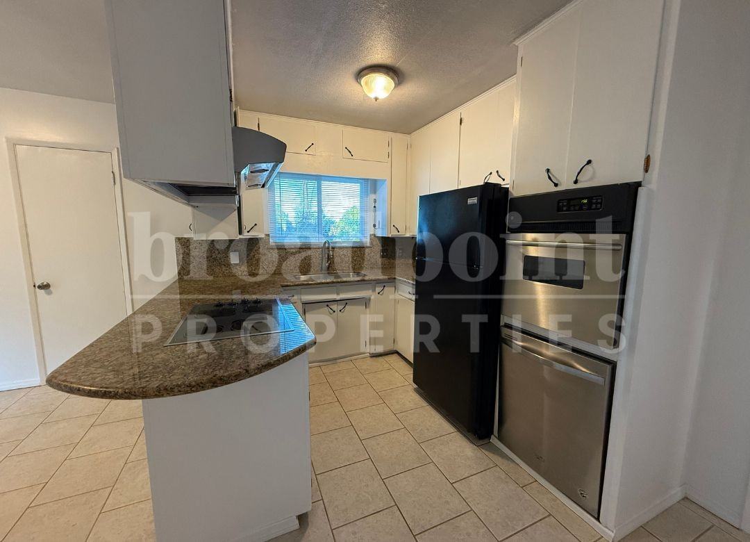 440 Chestnut Ln #1 - Photo 6 of 24