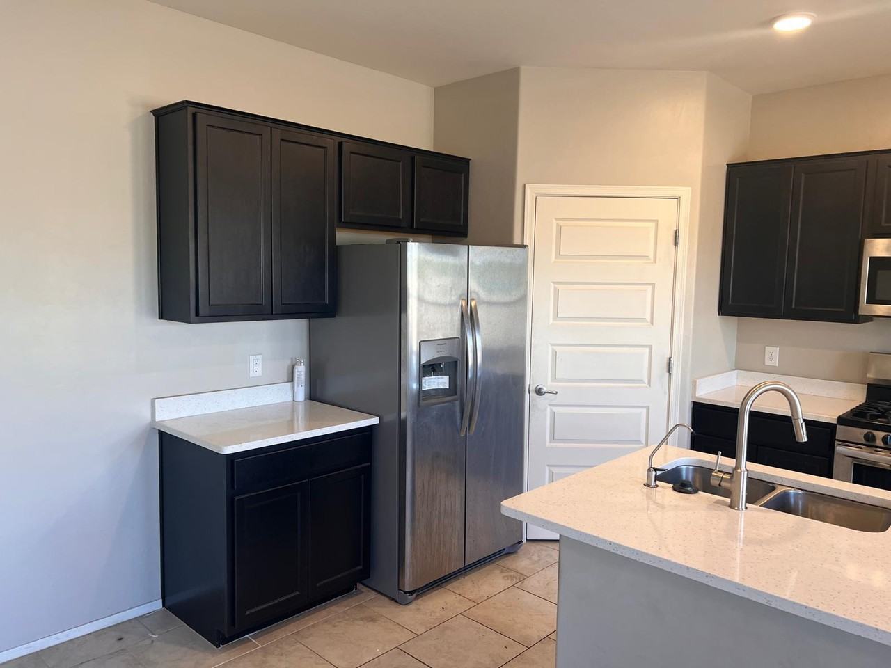 6183 South Water Fountain Drive #1 - Photo 5 of 23