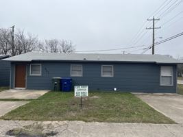 featured image of 931 J R Court #1