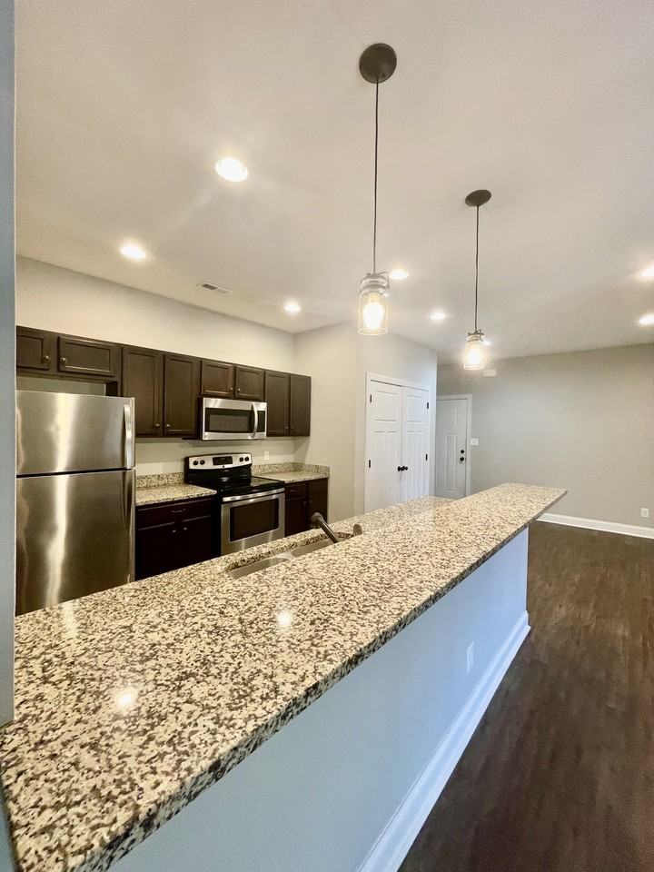 100 Portico St #302 - Photo 5 of 40