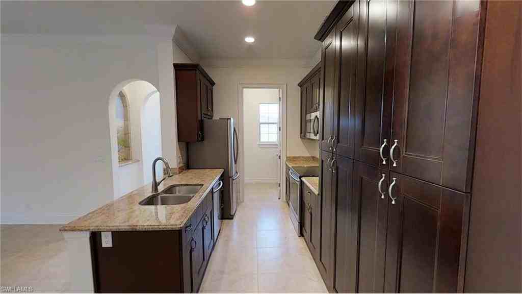 1706 Southwest 10th Place #1 - Photo 4 of 50