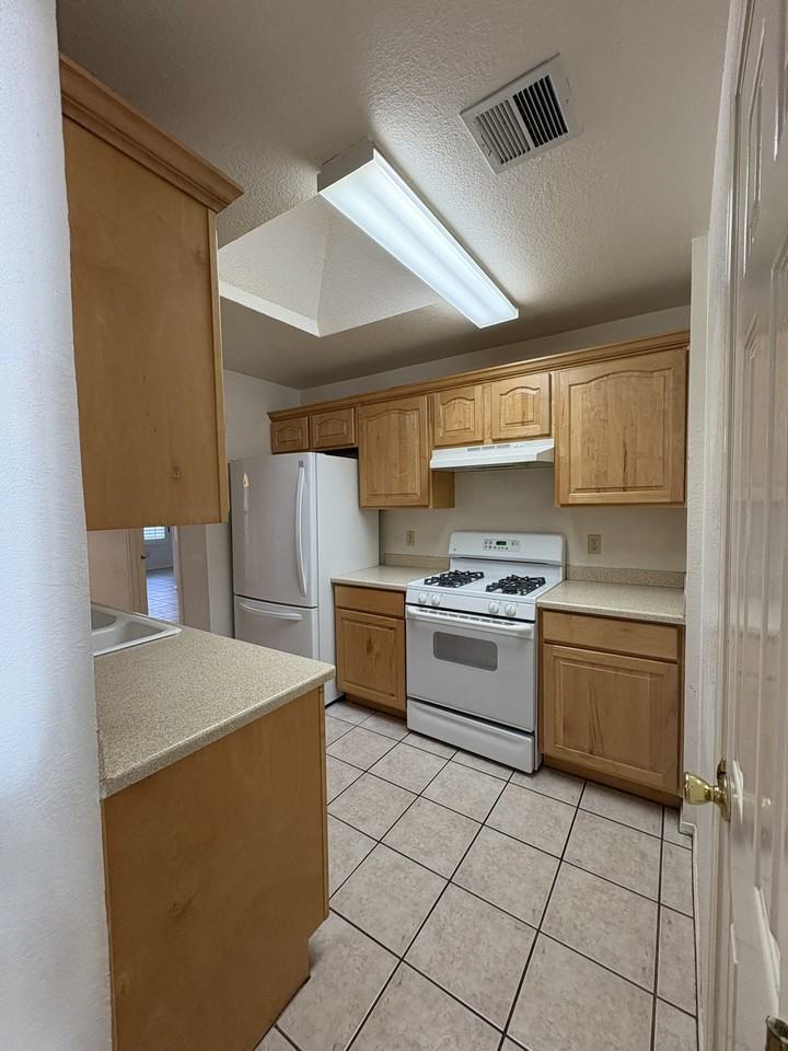 12061 Meadow Gate Drive #2 - Photo 5 of 25