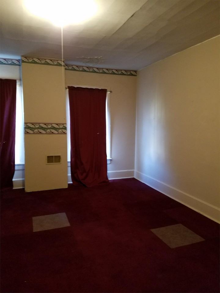 734 East Shawnee Street #1 - Photo 7 of 10