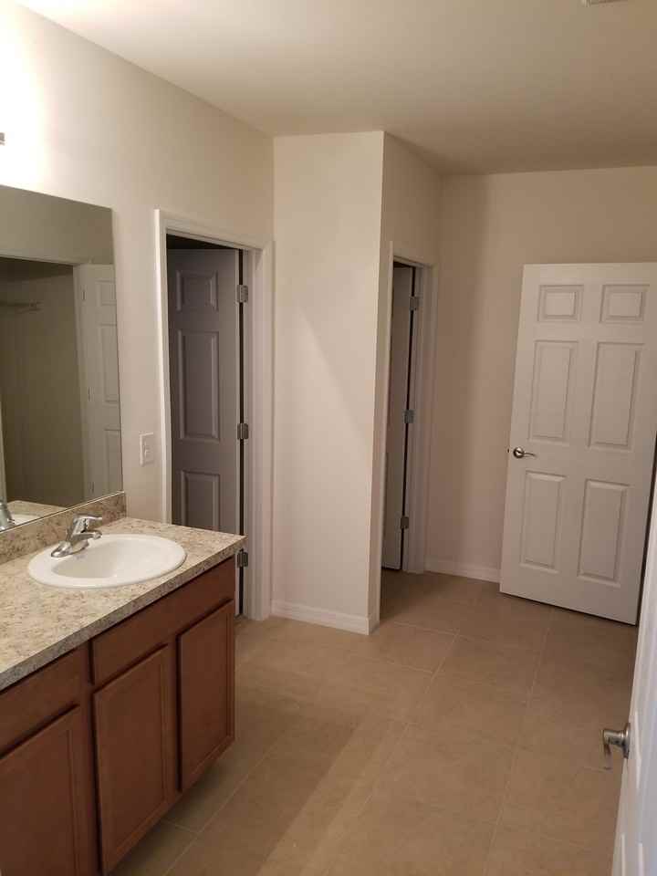 3823 Southwest 6th Avenue #1 - Photo 3 of 25