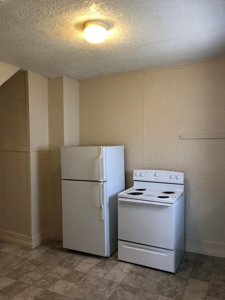 1234 East 4th Street #1 - Photo 6 of 25