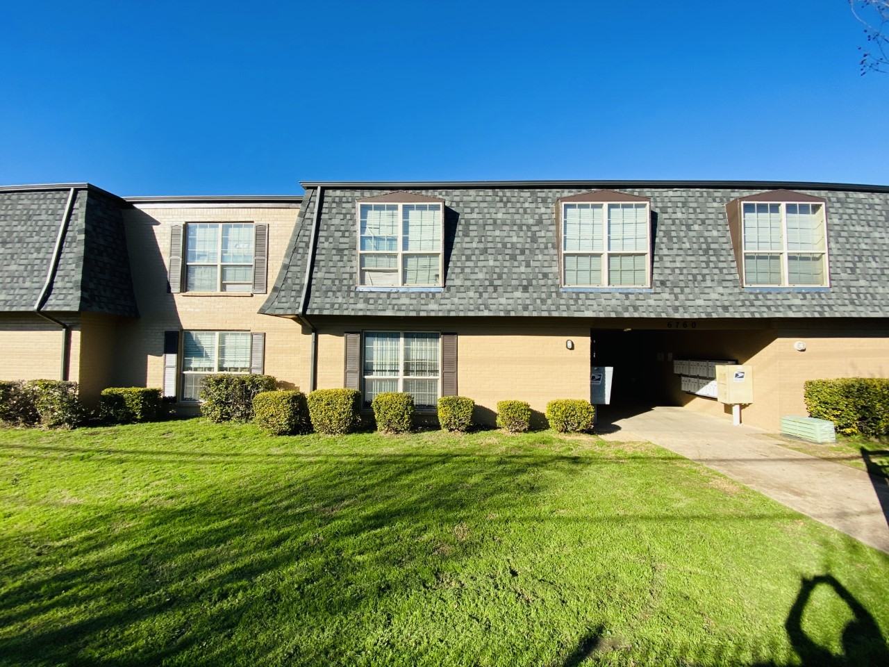 6760 Calmont Ave #204 - Photo 6 of 16