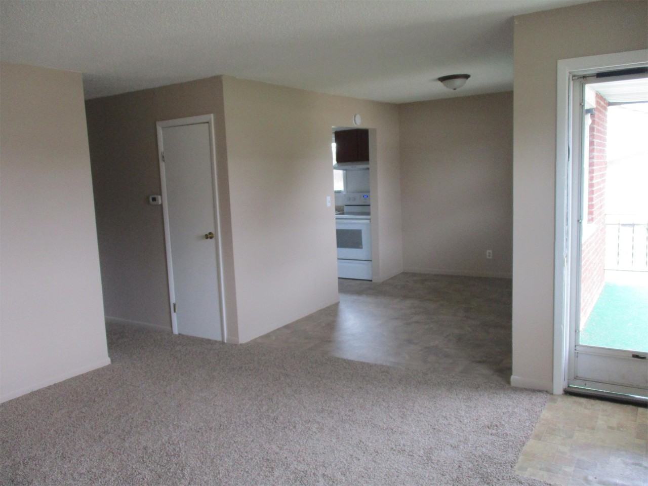 5921 5921/5923 East Braddock Avenue #5921 - Photo 2 of 18