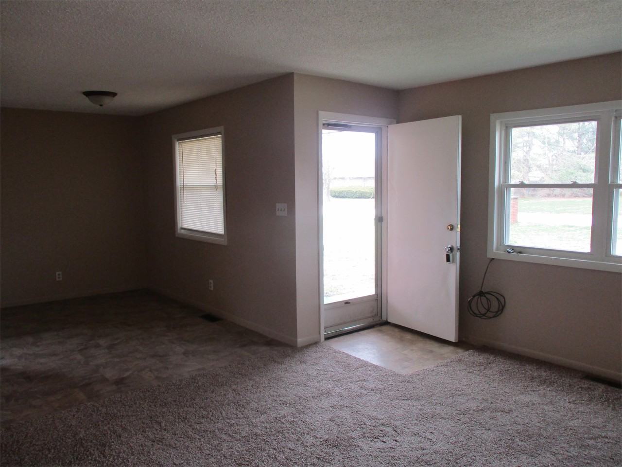 5921 5921/5923 East Braddock Avenue #5921 - Photo 3 of 18