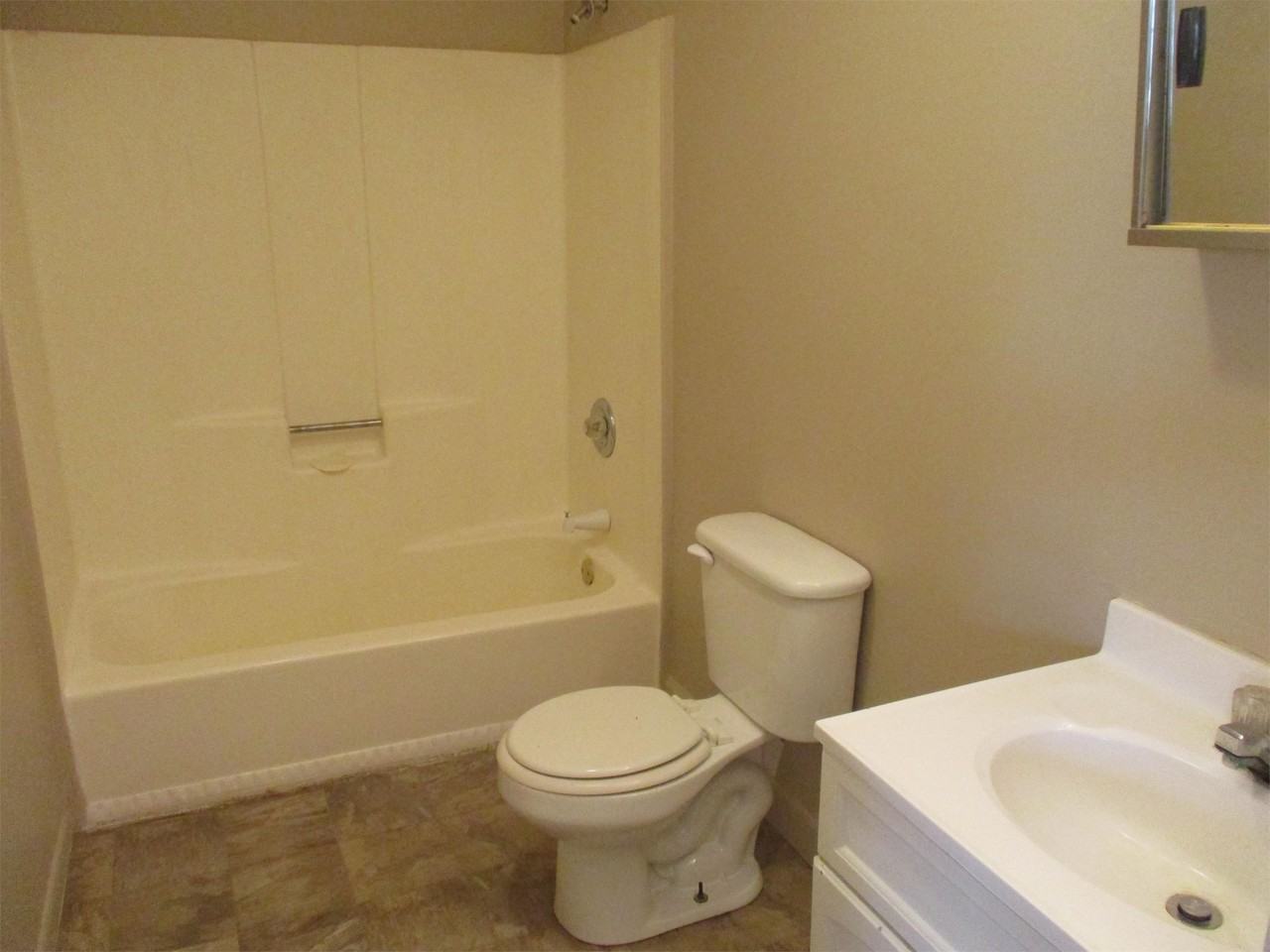 5921 5921/5923 East Braddock Avenue #5921 - Photo 7 of 18