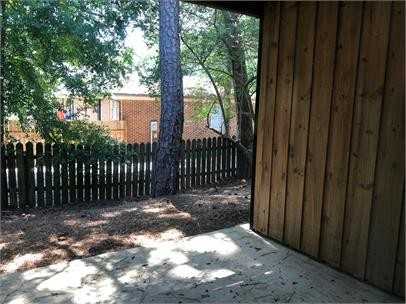 1690 Barnett Shoals Rd - Photo 4 of 23