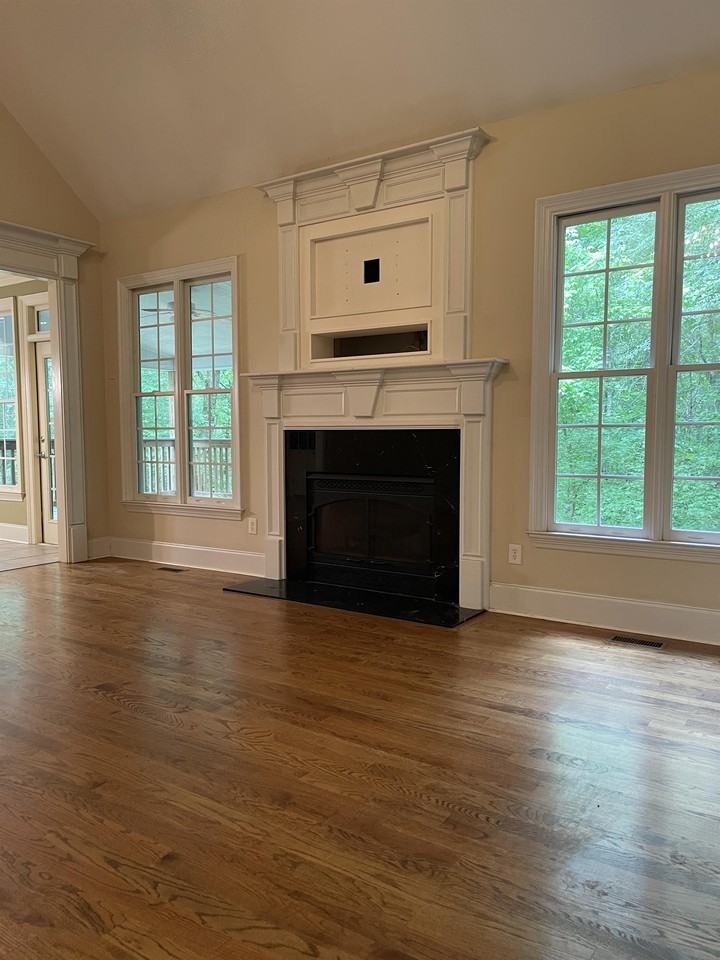 3910 S Barnett Shoals Rd #1 - Photo 5 of 50