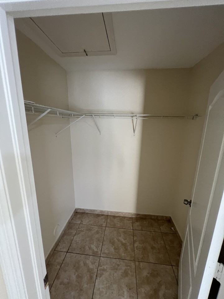 1255 Redland Road #102 - Photo 6 of 11