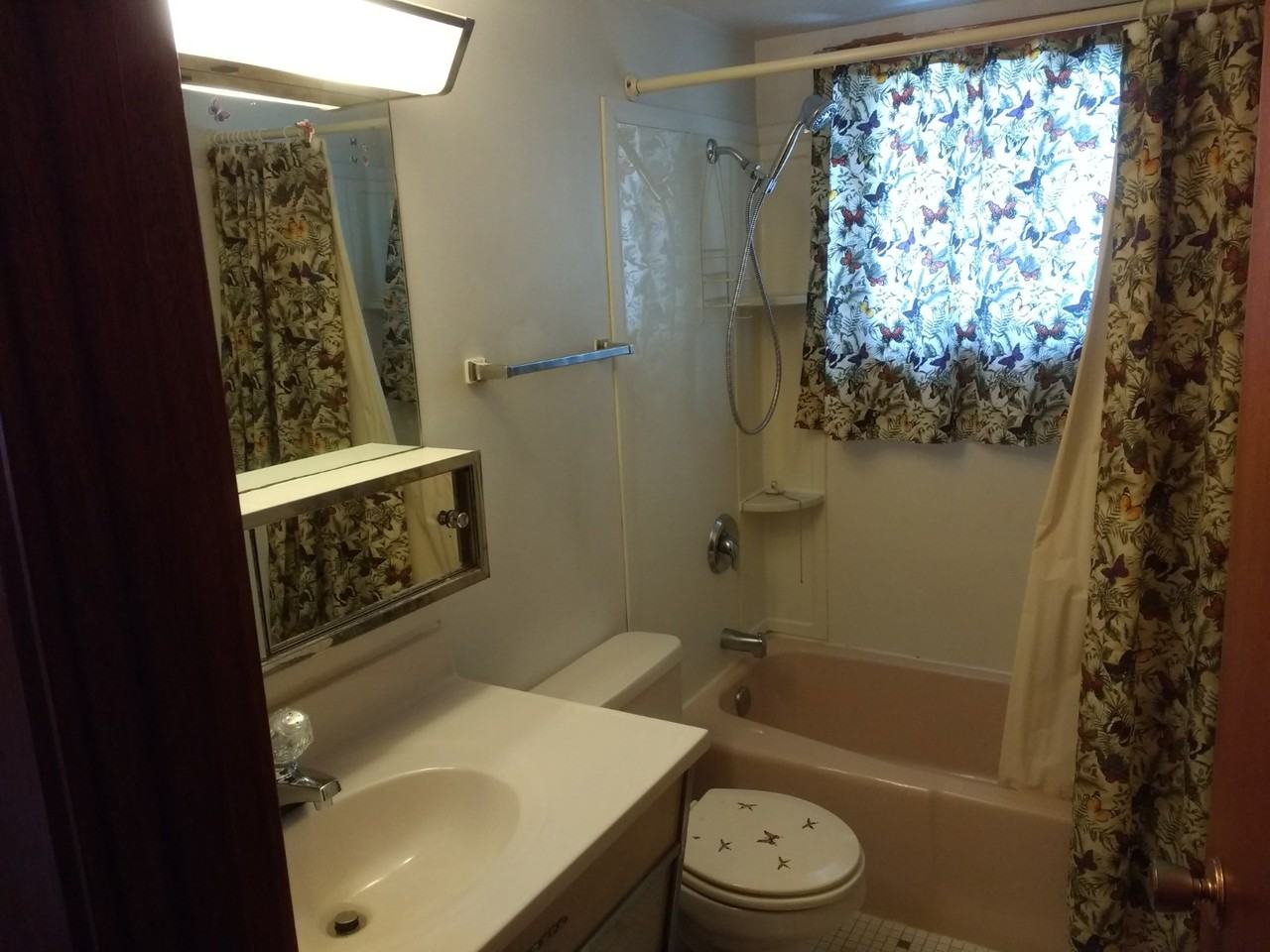 718 Jennifer Ct #718 - Photo 6 of 10