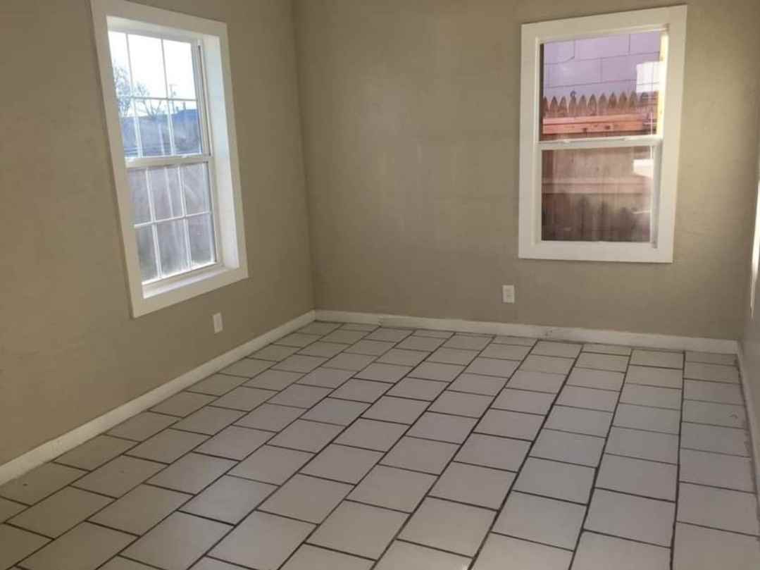 1405 N Seminole St #1 - Photo 4 of 6