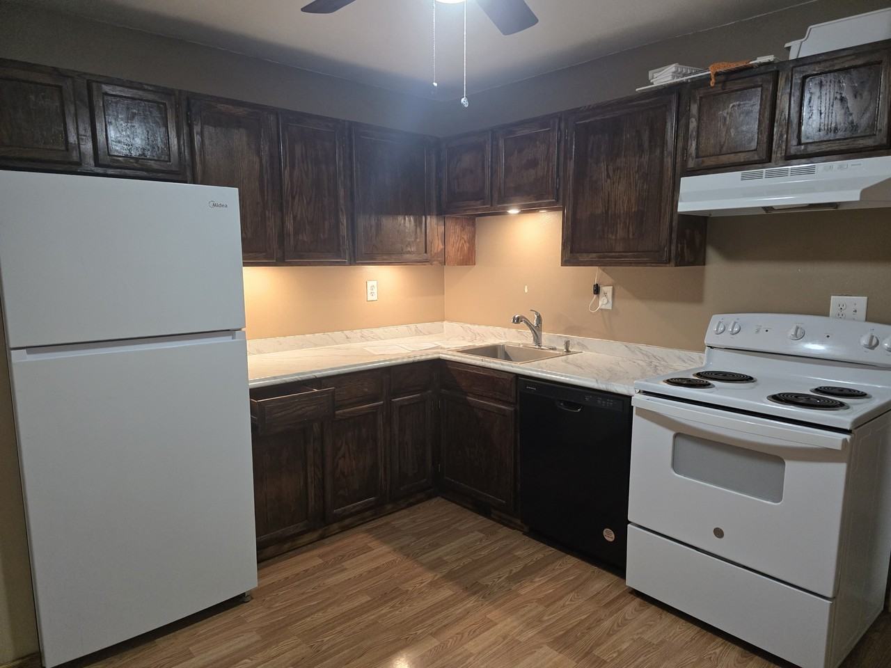 316 N 9th Ave #1 - Photo 4 of 17