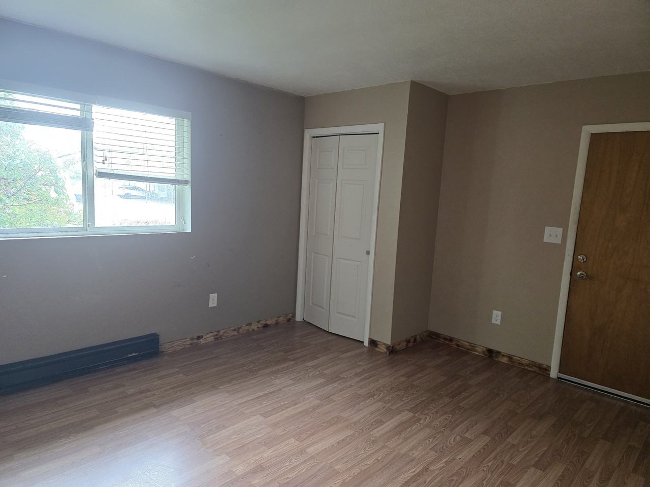 316 N 9th Ave #1 - Photo 5 of 17